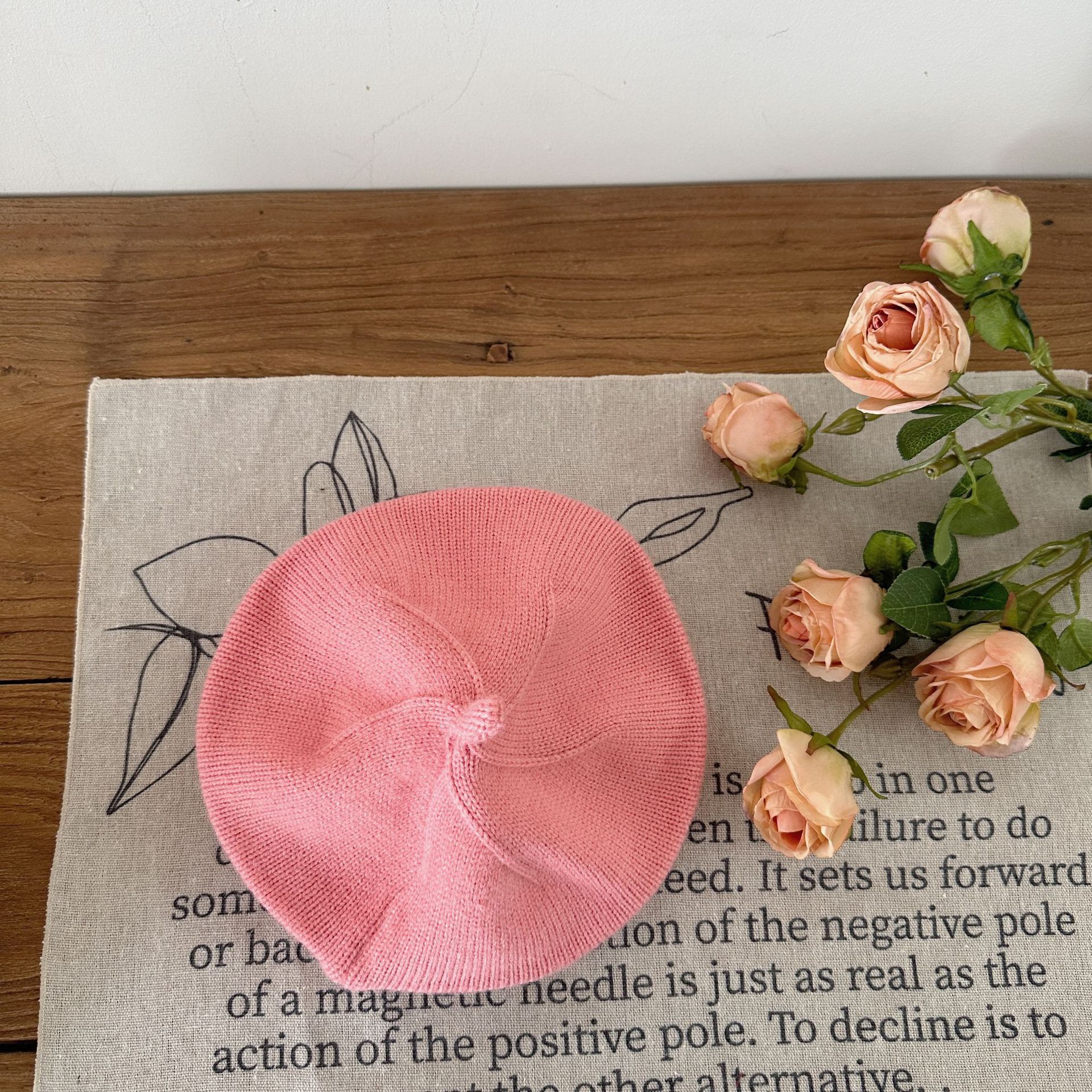 Boina de punto para niños otoño nuevos niños y niñas primavera y otoño sombrero de pintor bebé niña sombrero accesorios de ropa