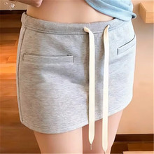 假口袋设计气质包臀裙女早秋新款A字版辣妹半身裙防走光性感短裙