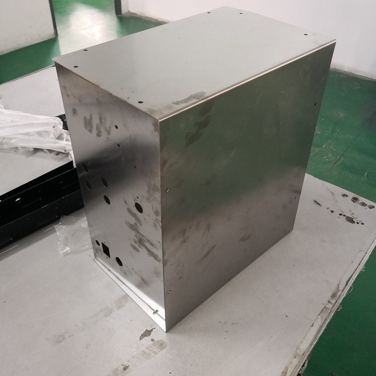 316L 304 不锈钢广告机壳,面板拉丝,激光切割折弯无缝焊