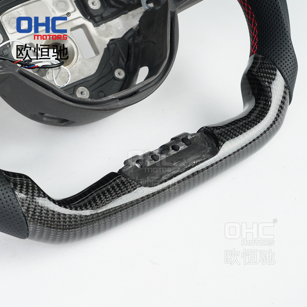 Suitable for 15-18 Mercedes-Benz W205 Steering Wheel Modified High-End Carbon Fiber Led Flats Bottom Car Steering Wheel