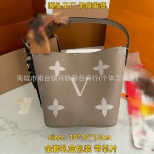��������ˮͰ���ļ��ٴ�б����r�Џ͹������ͨ�چμ�����NŮ��