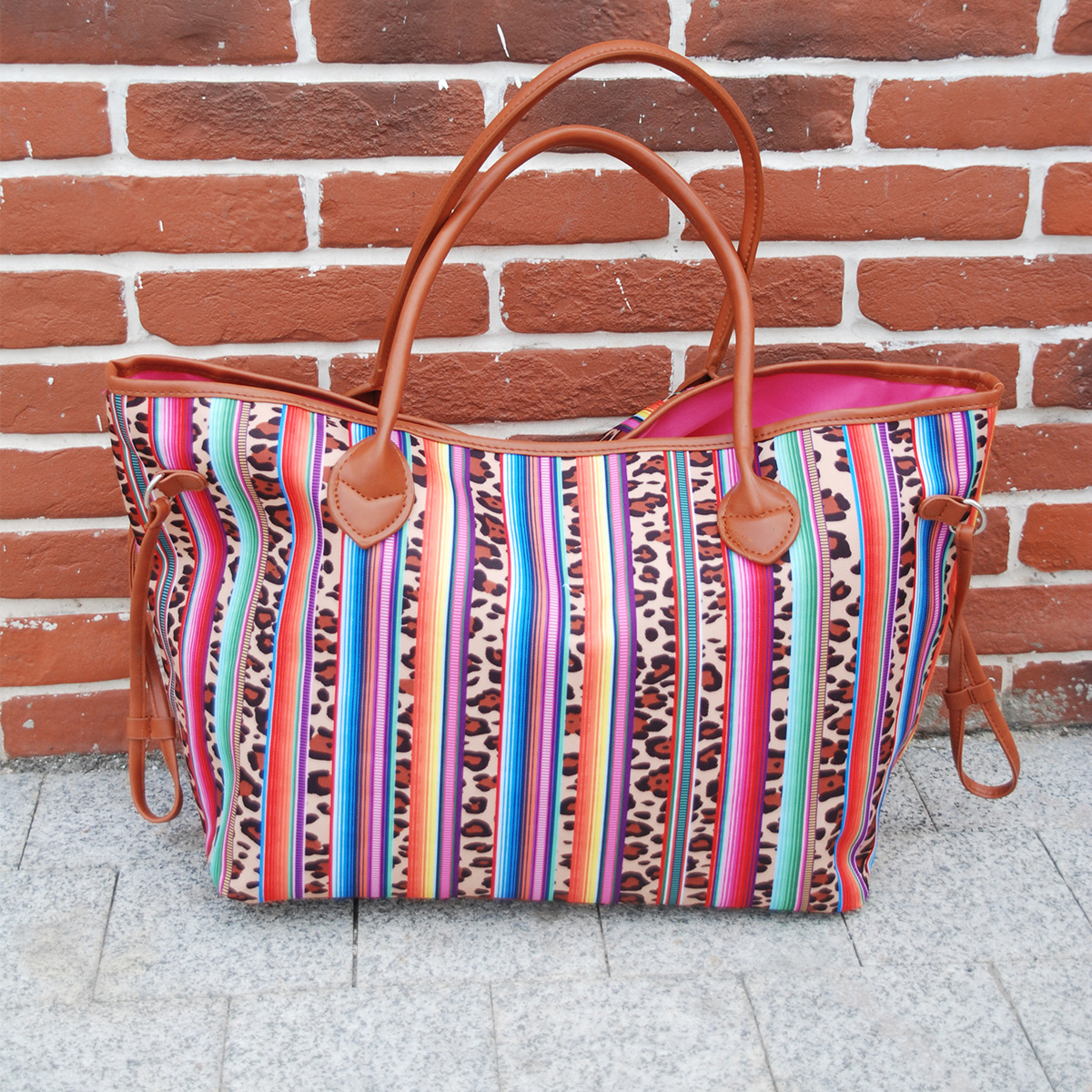 Beauty case tie dye e pochette porta trucchi da viaggio boho_voghion.com