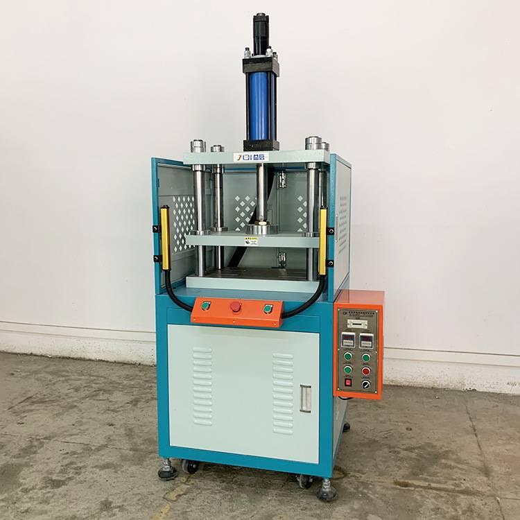 Prensa hidráulica de control numérico de una sola columna 16T Máquina de montaje digital automática Prensa de control numérico de operación simple bajo