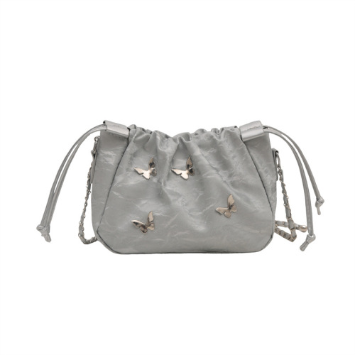 This year's popular chain link bucket bag for women, unique design crossbody small bag, fashionable pleated bag.