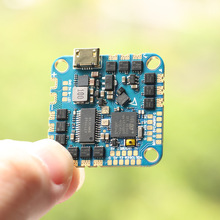 hakrc f411 aio飞控20a电调2-6s 无人机足球机 fpv穿越机无线调参