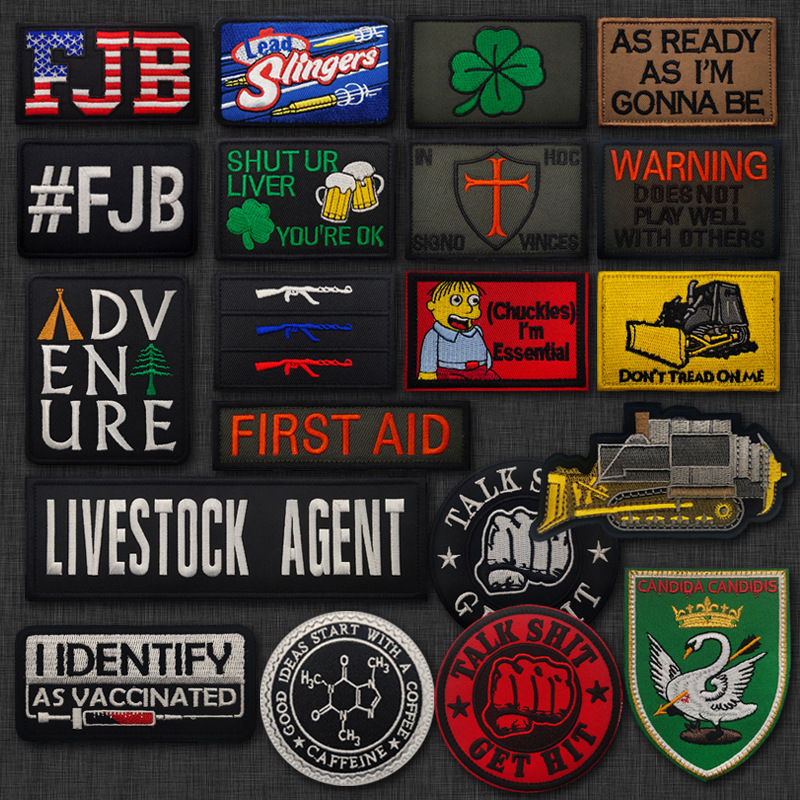 简睿跨境货源卡通刺绣魔术贴臂章战术背包贴徽章补丁绣花章粘扣