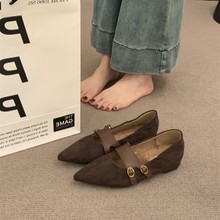 秋冬新款精致绒面尖头玛丽珍单鞋女金属环一字扣复古通勤平底鞋潮