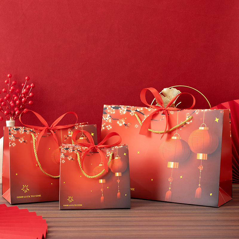 红色喜庆礼品袋喜糖包装袋年货大礼包通用纸袋回礼袋手提袋配丝带