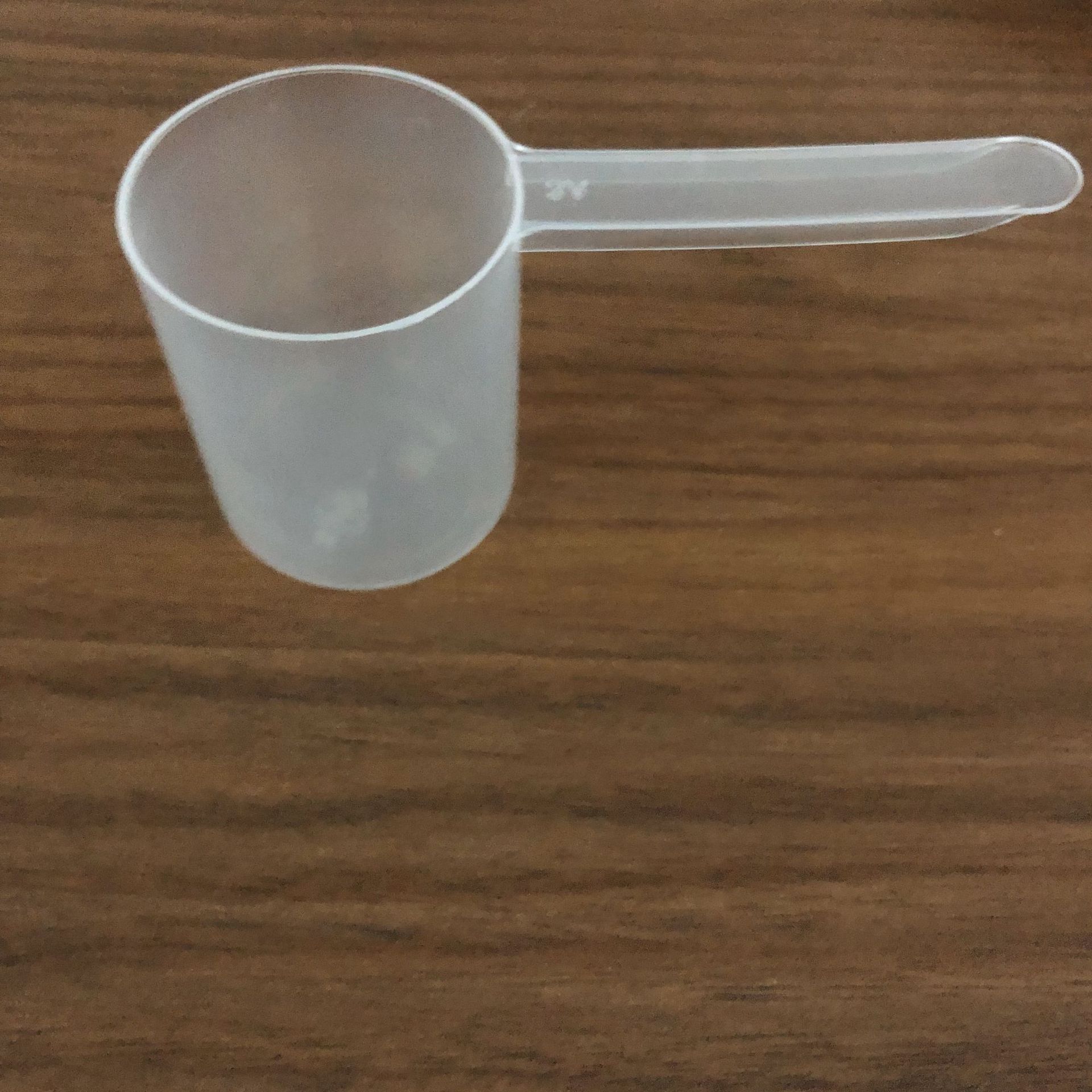 9 11 14.8 18 20 25 30 70 80 90 250塑料大中小量杯量勺塑料量杯