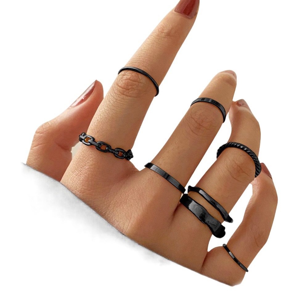 Amazon hot sale Black joint ring wholesale creative personality simple stacked combination suit 7-piece ring set