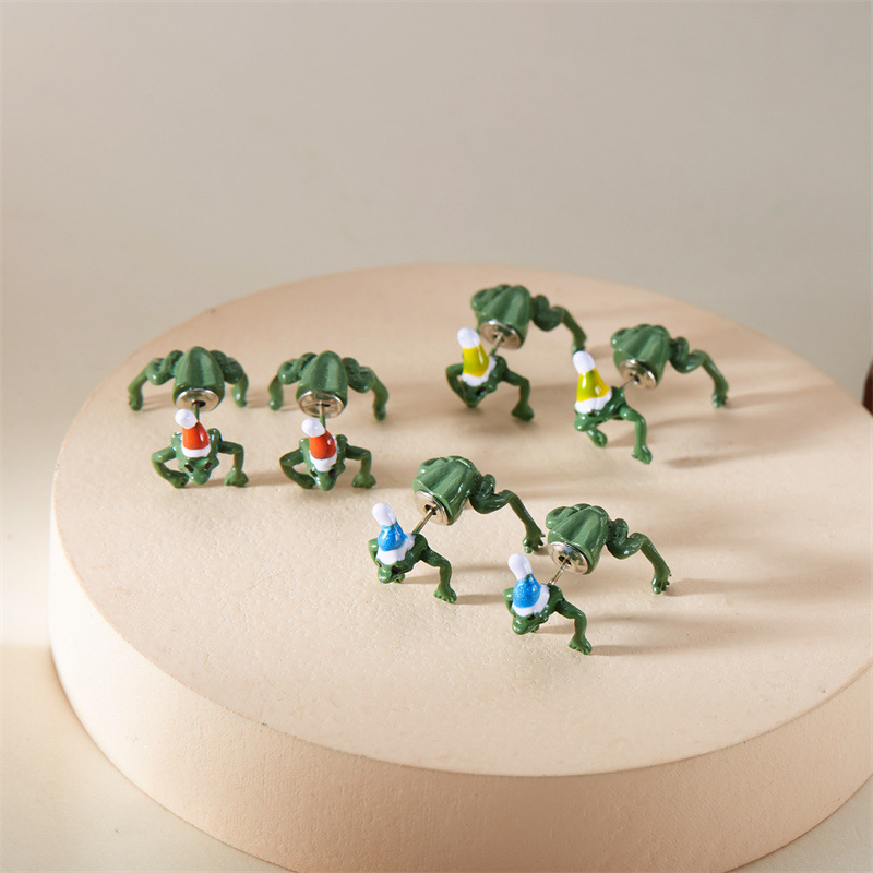 New Hip Hop Rock Christmas Hat Frog Party Funny Personality Creative Earrings_voghion.com