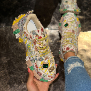 ײɫ���ƴɫ�ٴ�W���¿��a͸��W�����e�\����ɏ����ϵ�ЬŮ