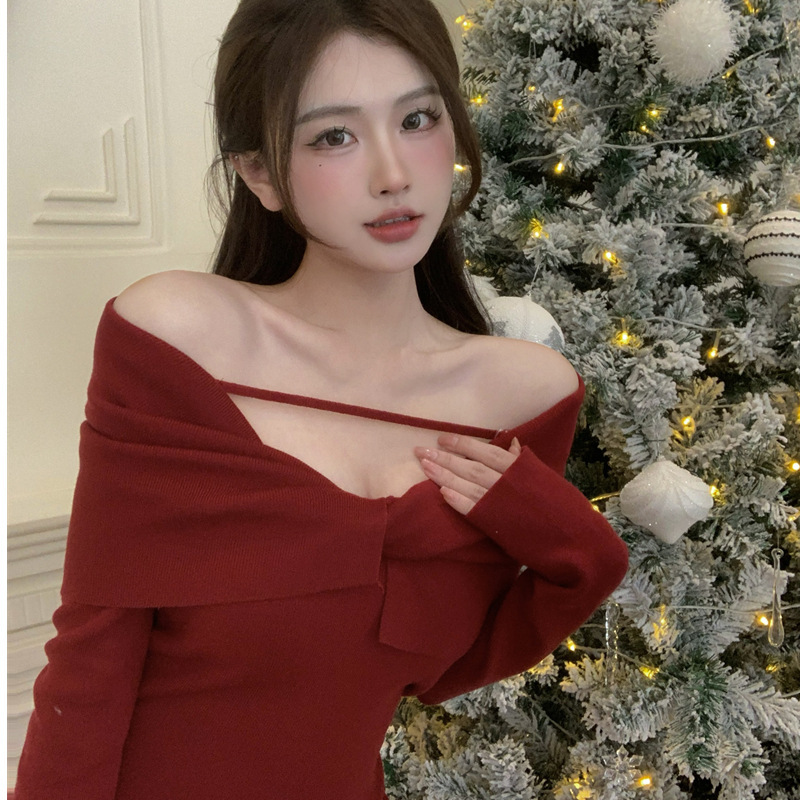 2025 New Red Off-The-Shoulder Knit Sweater Dress for Women, Early Autumn Base Layer Strapless Bodycon Dress