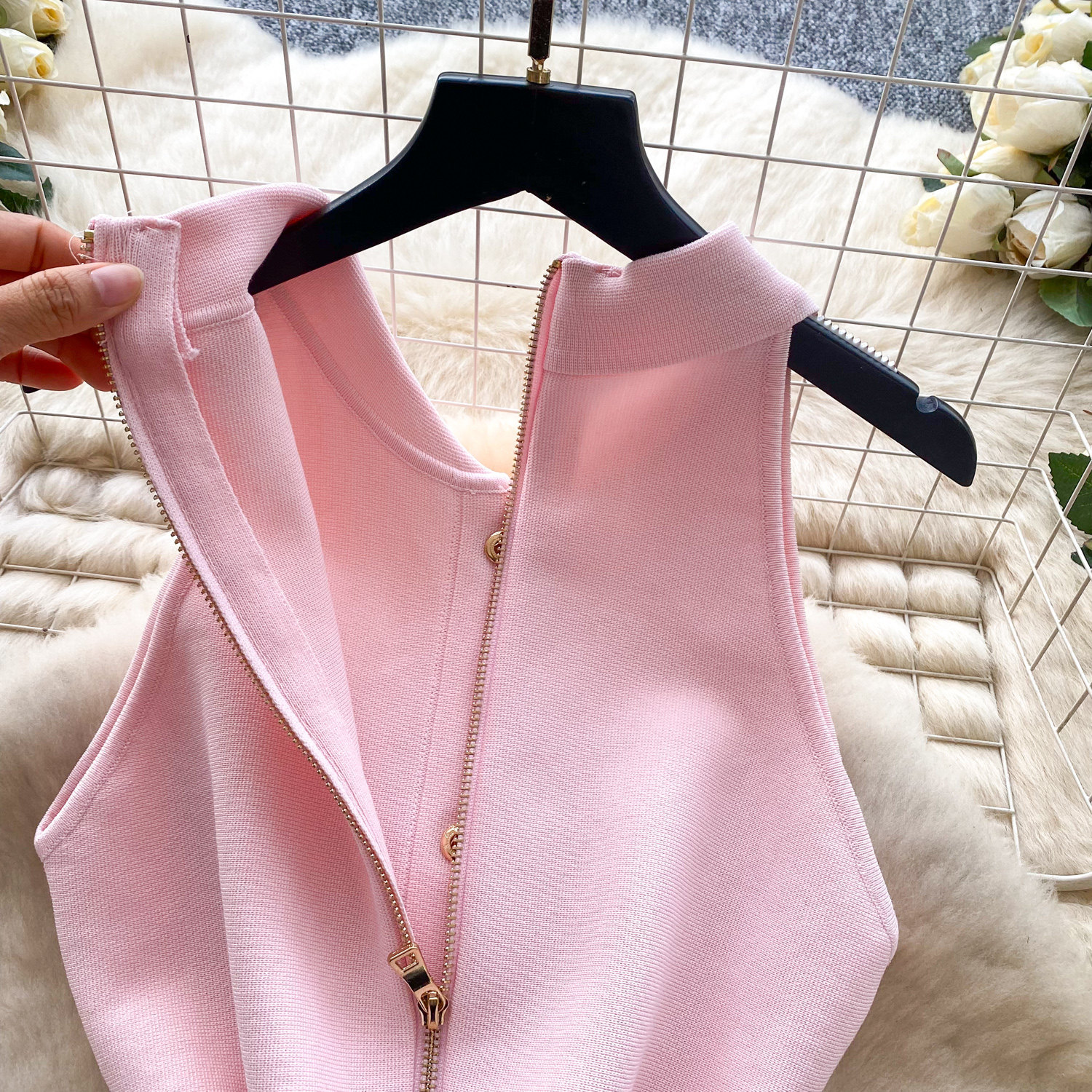 2026 Spring New Style Vest Knit Dress, Sleeveless, Waist Cinching, A Line Skirt, Suitable For Petite Figures, Perfect As An Inner Layer Dress_ecoleips.com