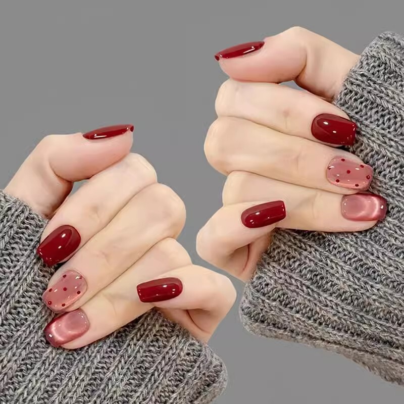 New Year Nail Art Autumn and Winter Temperament White Red Wave Dot Cat's Eye Nail Art Hand Wear Armor Waterproof Removable Wholesale
