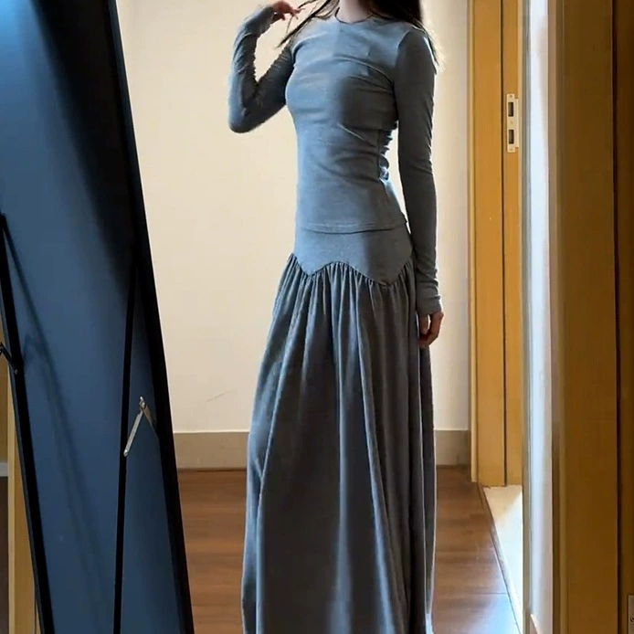 Французское темпераментное серое трикотажное платье дети осень зима 2024 новый зимний стиль носить с полным набором чувств