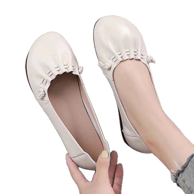 2026 primavera y verano nuevos zapatos de cuero suave de madres con base de tendón suave antideslizante nuevos zapatos de cuero plano poco profundos