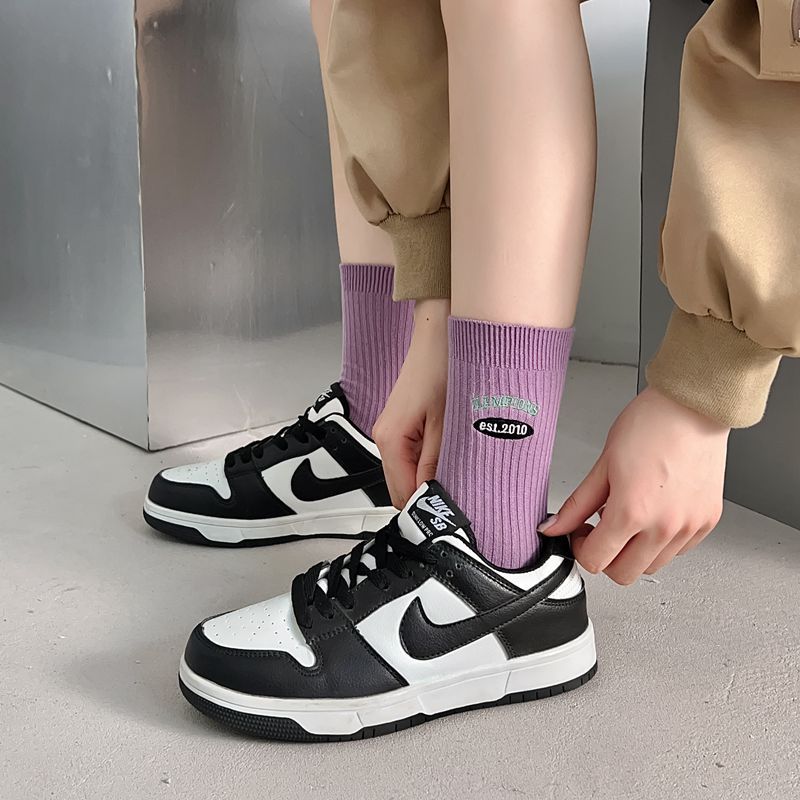 Women's Japanese Style Letter Color Block Cotton Crew Socks A Pair display picture 7