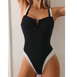 比基尼;连体泳衣;三件套泳装