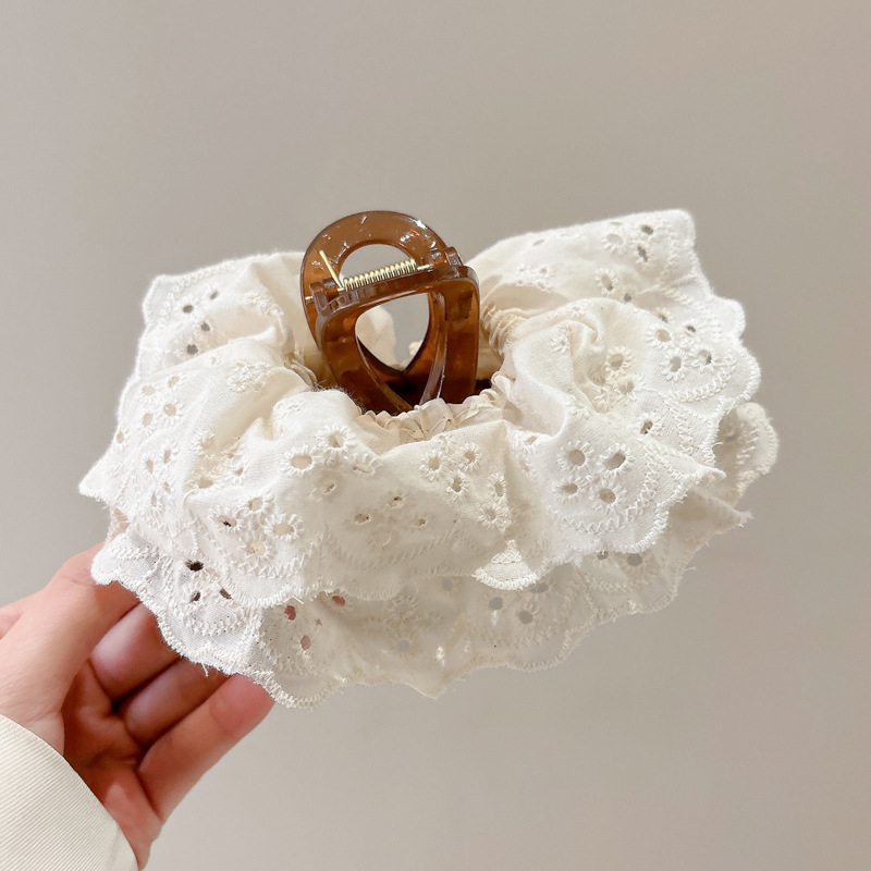 Flores de encaje temperamento gran clip de cabello para mujeres 2025 nuevo estilo de alta sensación detrás de la cabeza clip de cabello de pesca adornamiento para el cabello