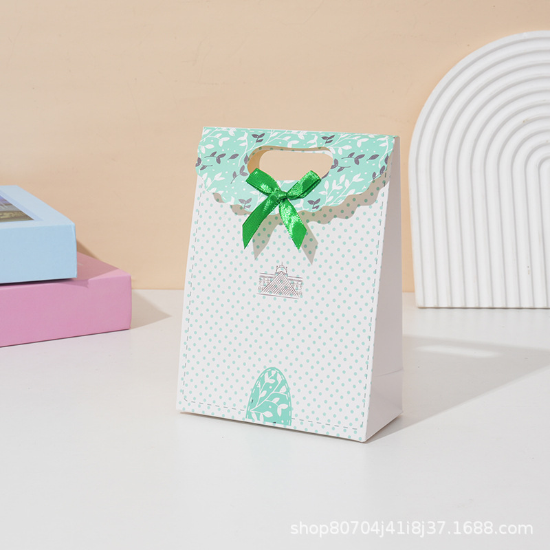 흰색; 흰색 판지; 긴 12 * 측면 폭 6 * 높이 16cm