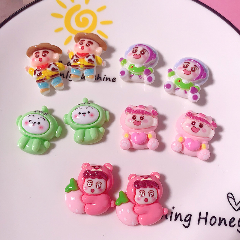 Nuevos dibujos animados pequeños nuevos accesorios de resina diy crema pegamento para el cabello clips para el cabello teléfono móvil agujero zapatos accesorios pegatinas de refrigerador
