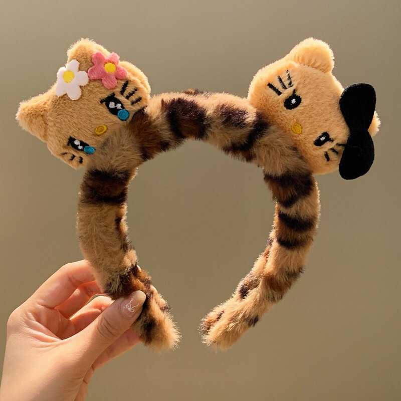 ネット赤超萌小衆kitty猫耳カチューシャ豹紋顔バンドかわいい蝶ネクタイ髪飾り洞窟|undefined