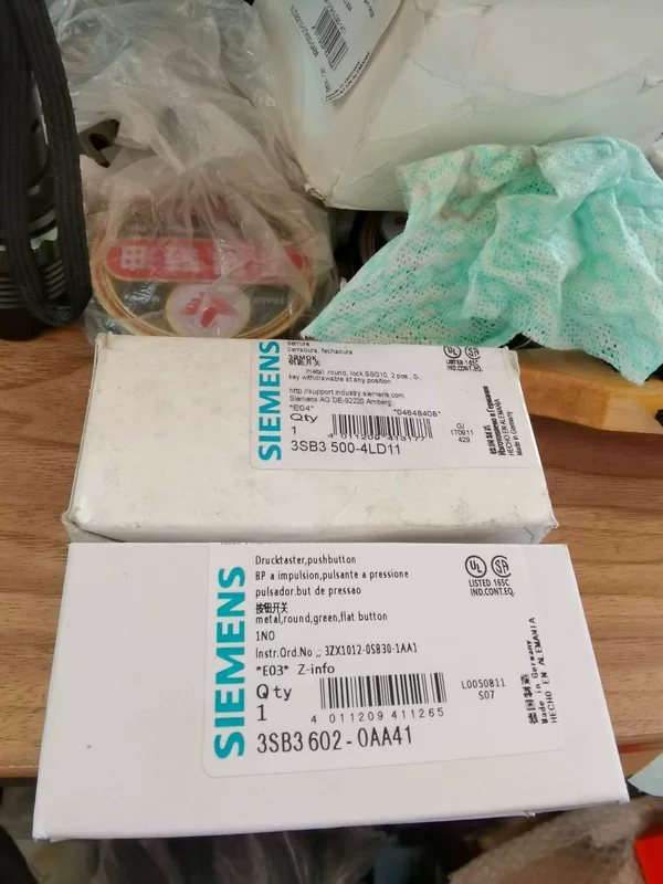 3SB3602-0AA41 кнопочный переключатель