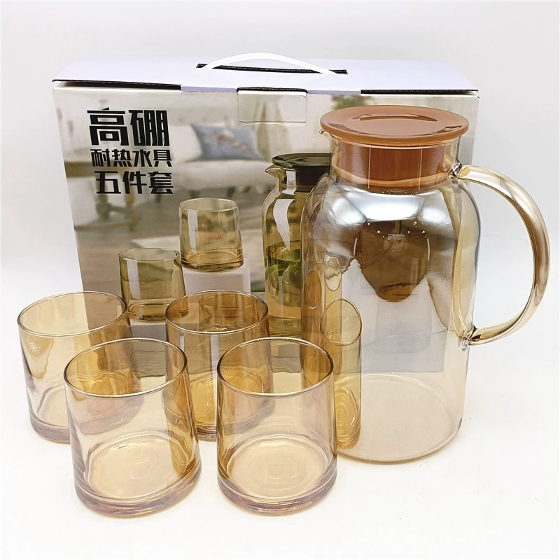 Glass capacious teapot