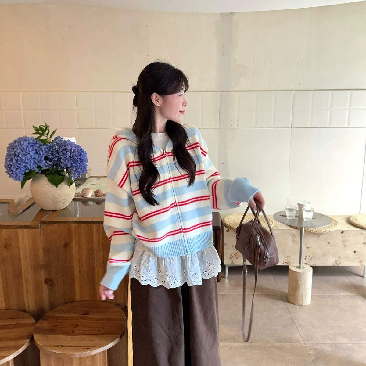 Plus-size Korean-style loose and relaxed hooded knit cardigan sweater + lace-trimmed undershirt