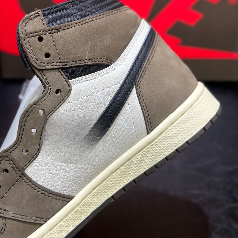 Original wholesale AJ high-top air cushion unisex casual sneakers Aj1 University Blue Black Red Toe basketball shoes