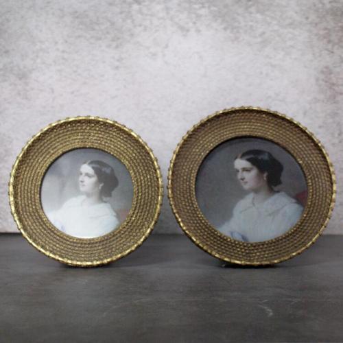 European retro golden rattan pattern photo frame round 4-inch 5-inch table hanging wall dual-purpose Mingjukuya home decoration