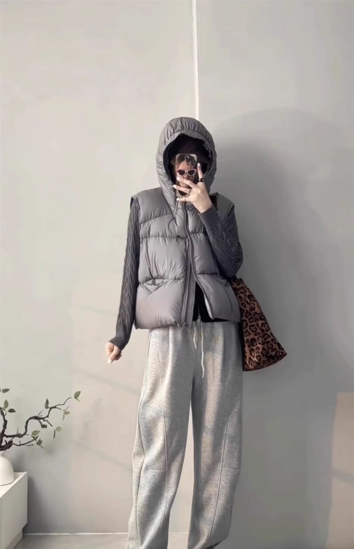 Women's Loose High-end Padded Vest-style Jacket 33 O1CN0173JEGW1PzkMXyEz1q !!2219787171912 0 cib