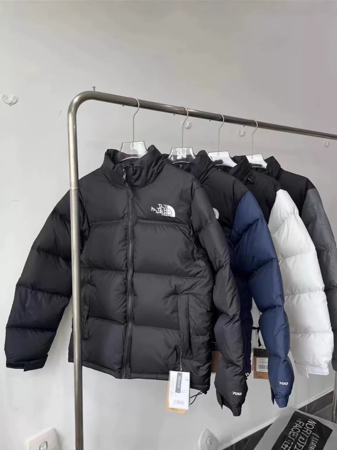Kişi və qadın üçün pambıq yastıqlı jaket, tikməli