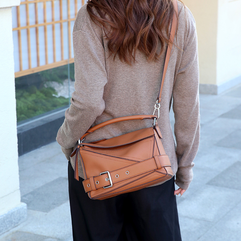 2026 New Top Grain Cowhide Puzzle Geometric Motorcycle Bag Genuine Leather Large Capacity Crossbody Handbag For Women