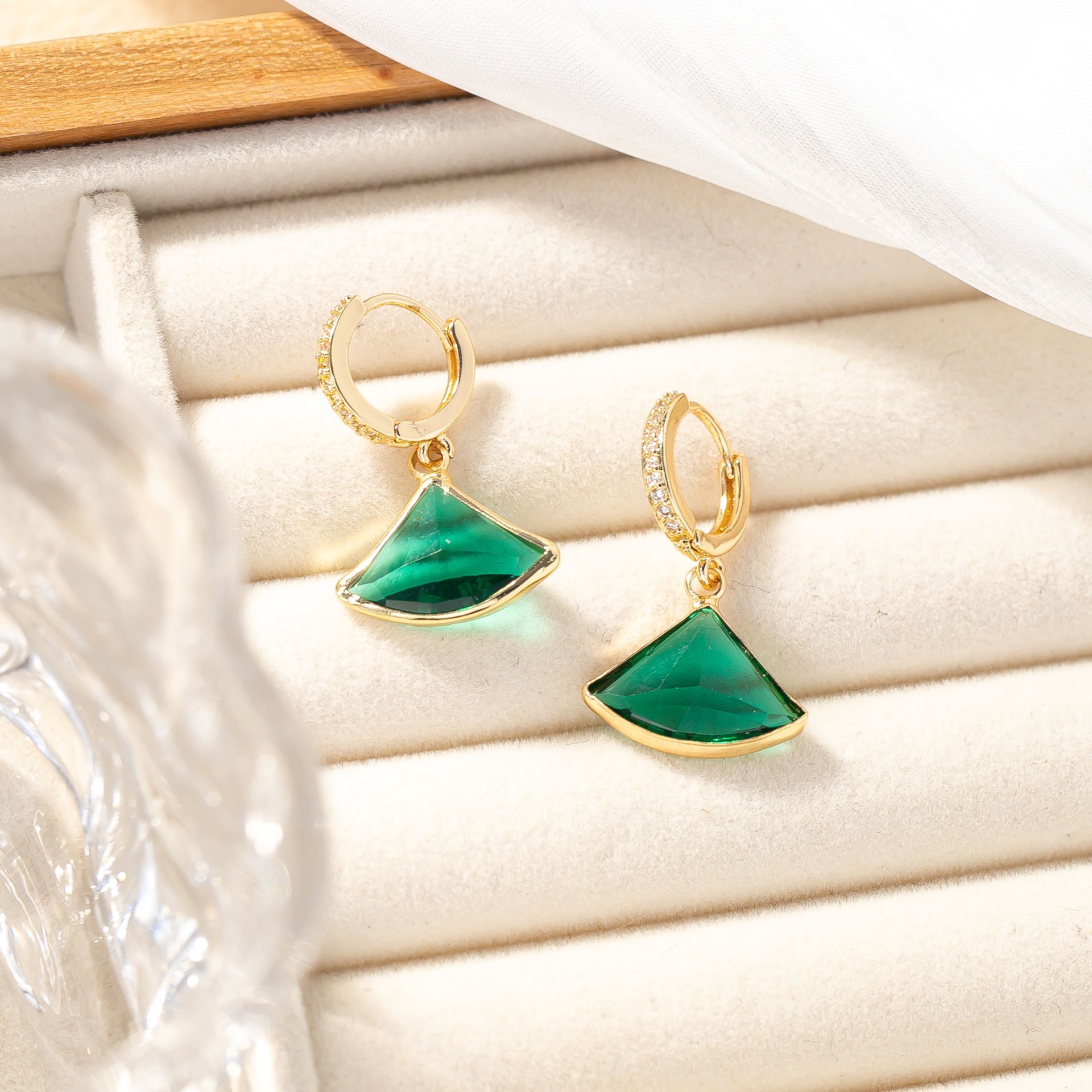 Copper Basic Plating Triangle Earrings display picture 12