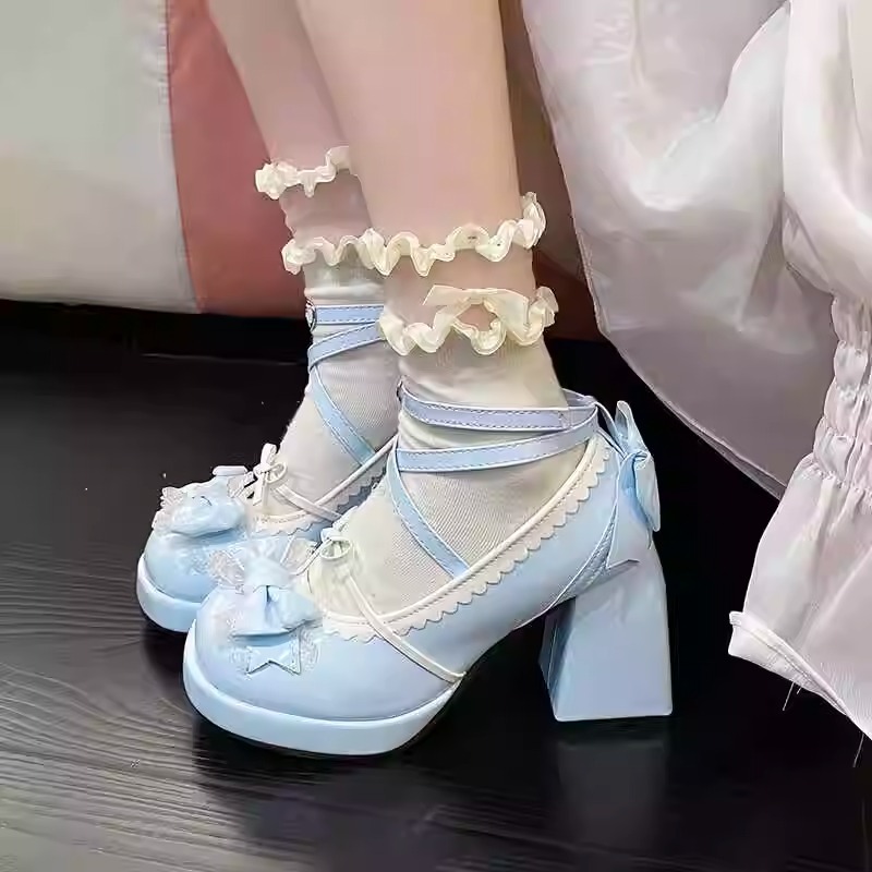 Zapatos Lolita temperamento marigen impermeable tacones gruesos correa de arco dulce zapatos Lolita