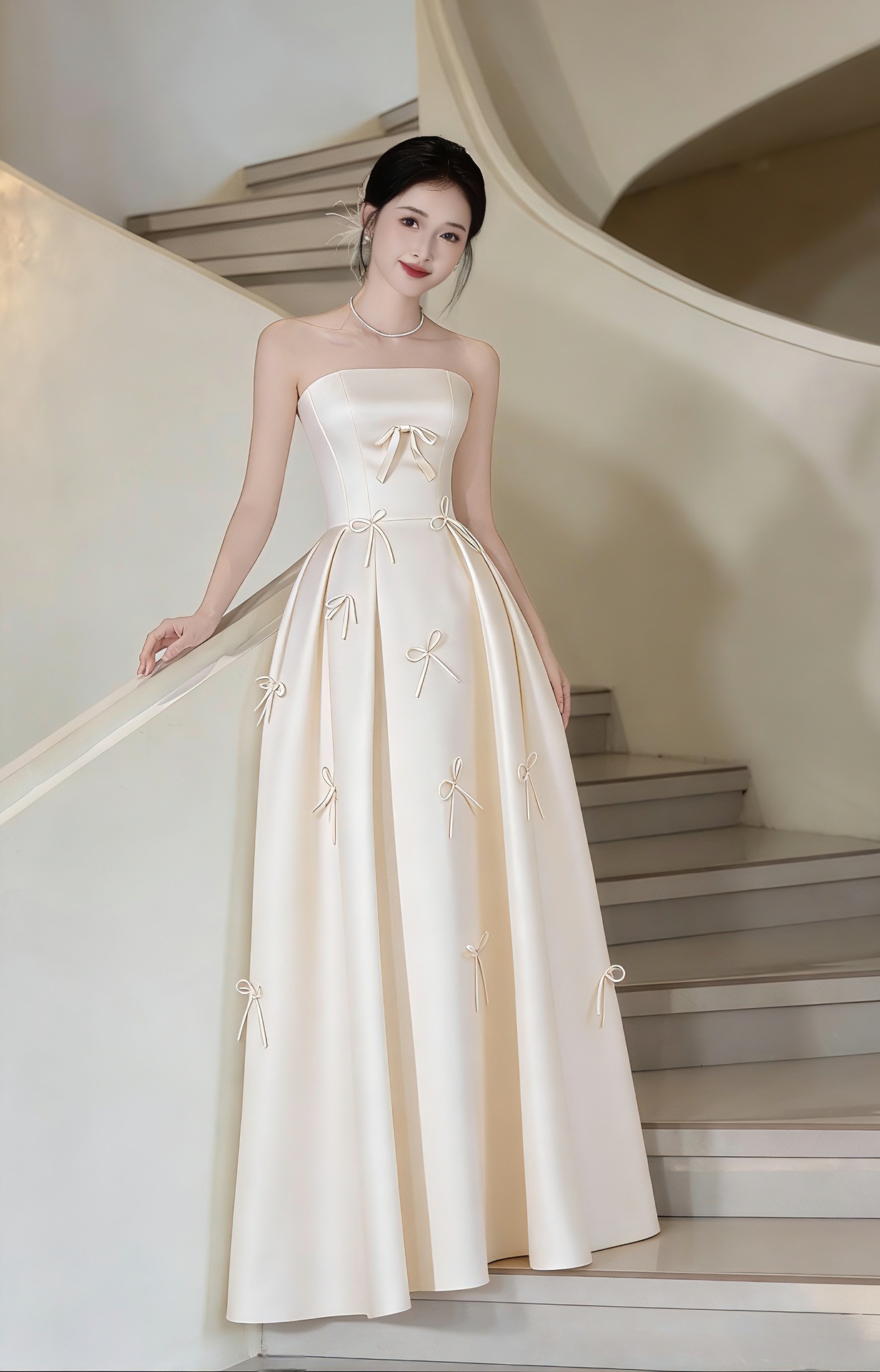 Đầm dạ hội cưới cổ yếm satin trơn tay dài phong cách tối giản — Màu ảnh chi tiết 6