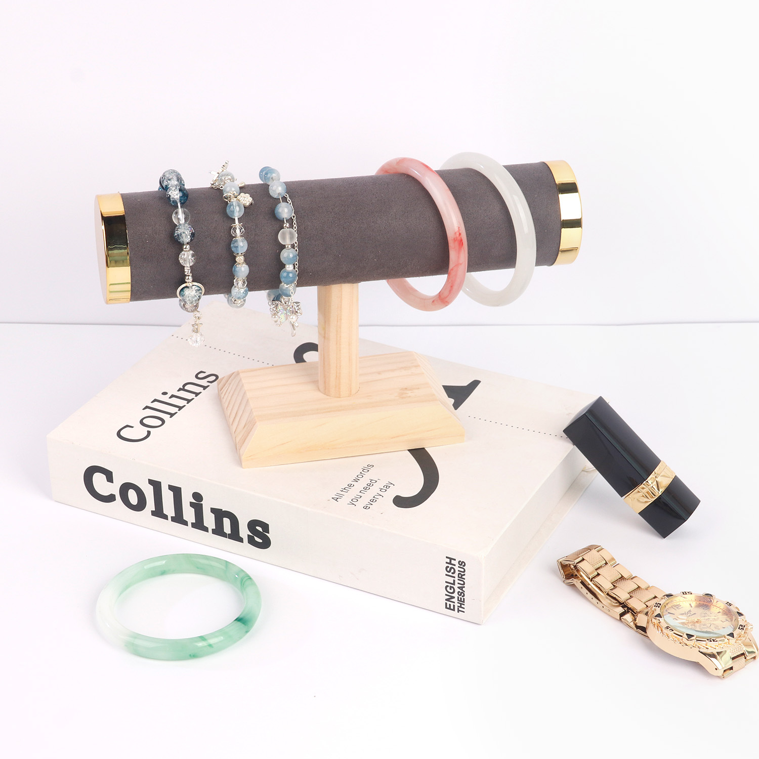 �޲���������չʾ�����������ֱ���Ȧ���ɼ�����Ʒ���鱦չʾ����