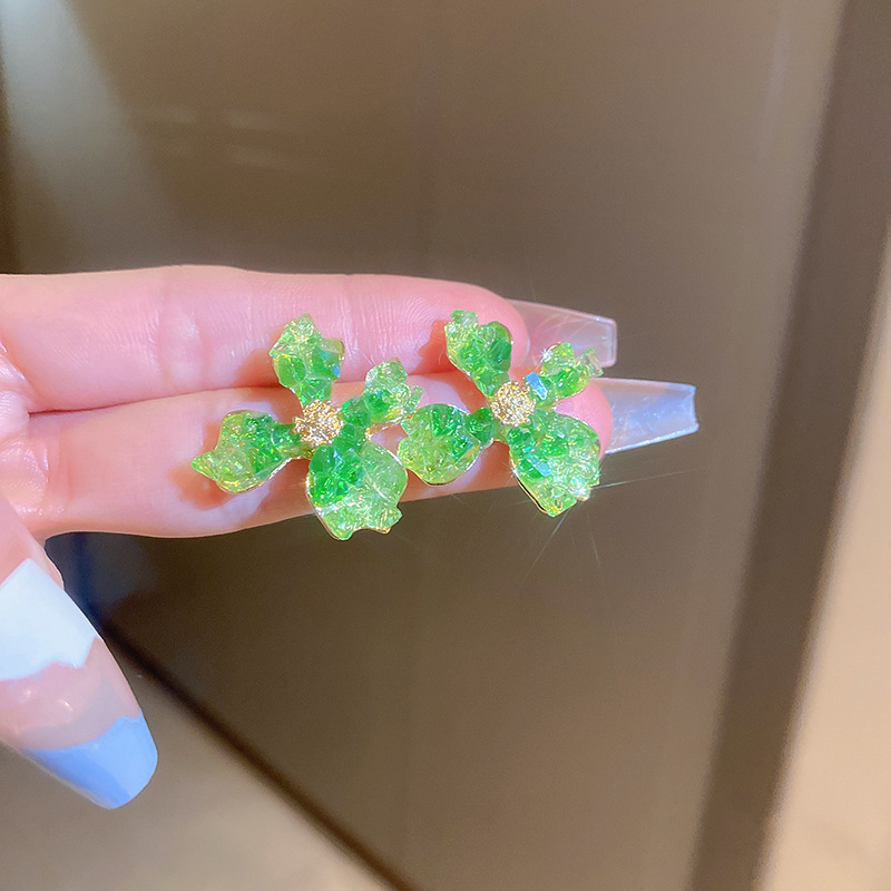 8g Weight Crystal Inlay Material 1 Pair Casual Sweet Heart Shape Flower Bow Knot Beaded Plating Inlay Copper Crystal Earrings