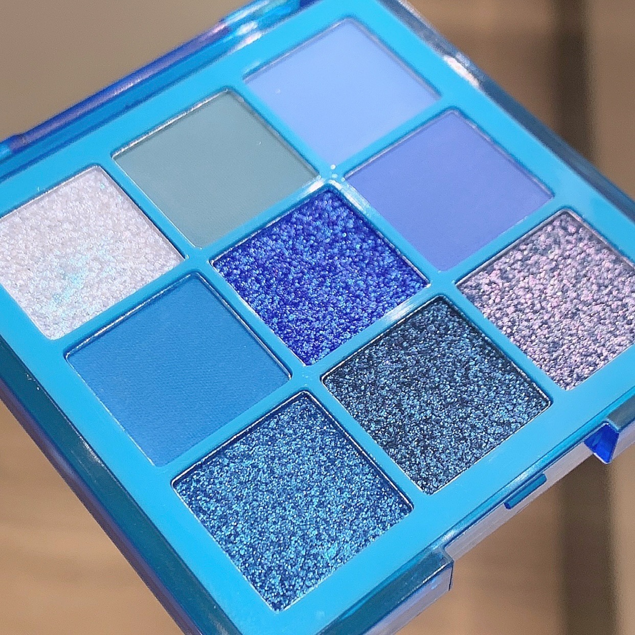 INSFANY Sombra de ojos Salsa de frambuesa Morado Nueve colores Ilumina Modificación de ojos Diamante Púrpura Escenario Pequeño Libro Rojo Maquillaje