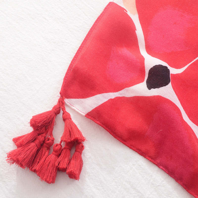 Comercio exterior transfronterizo bufanda de primavera caliente bufanda de seda de las mujeres chal largo rojo floral algodón Lino sentir borla bufanda