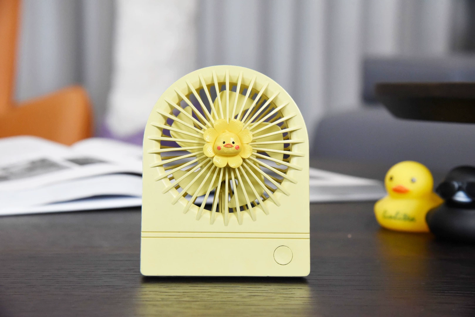 Cartoon folding handheld table small air fan with light for elementary school students, new collection