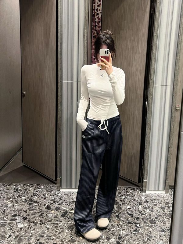 美式辣妹运动白色长袖T恤女夏季2025新款十字架正肩显瘦修身上衣|undefined