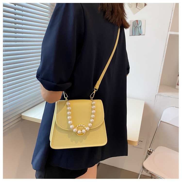 Wholesale Accessories Geometric Pearl Chain Messenger Bag Nihaojewelry display picture 122