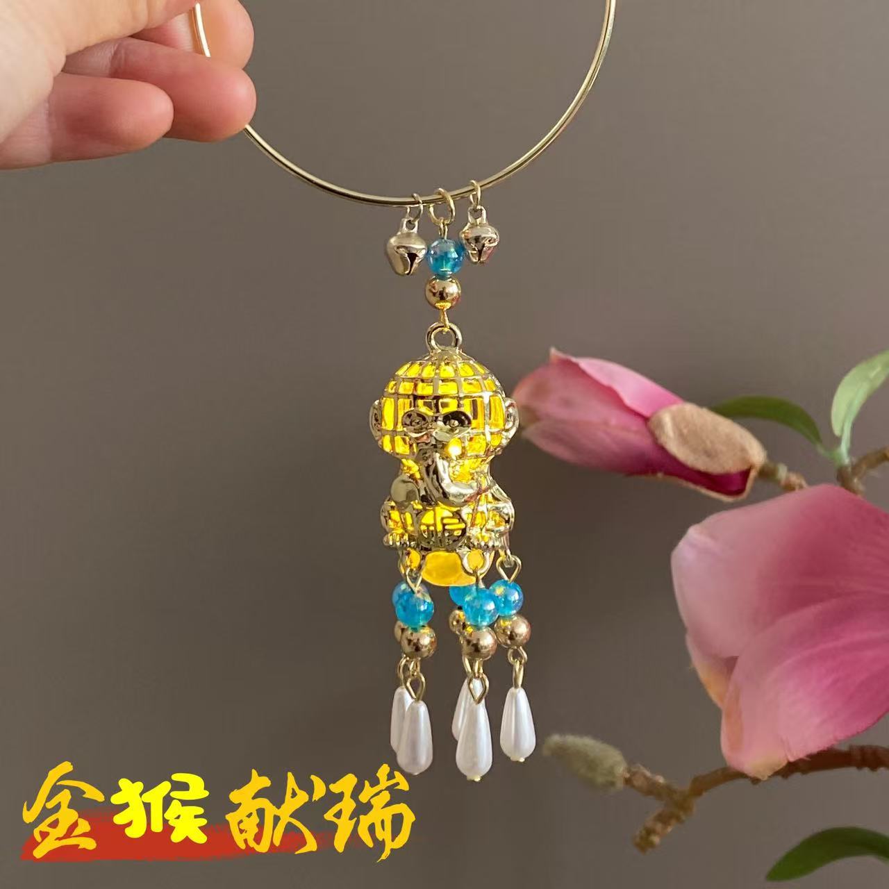 Glowing bracelet (blue) monkey