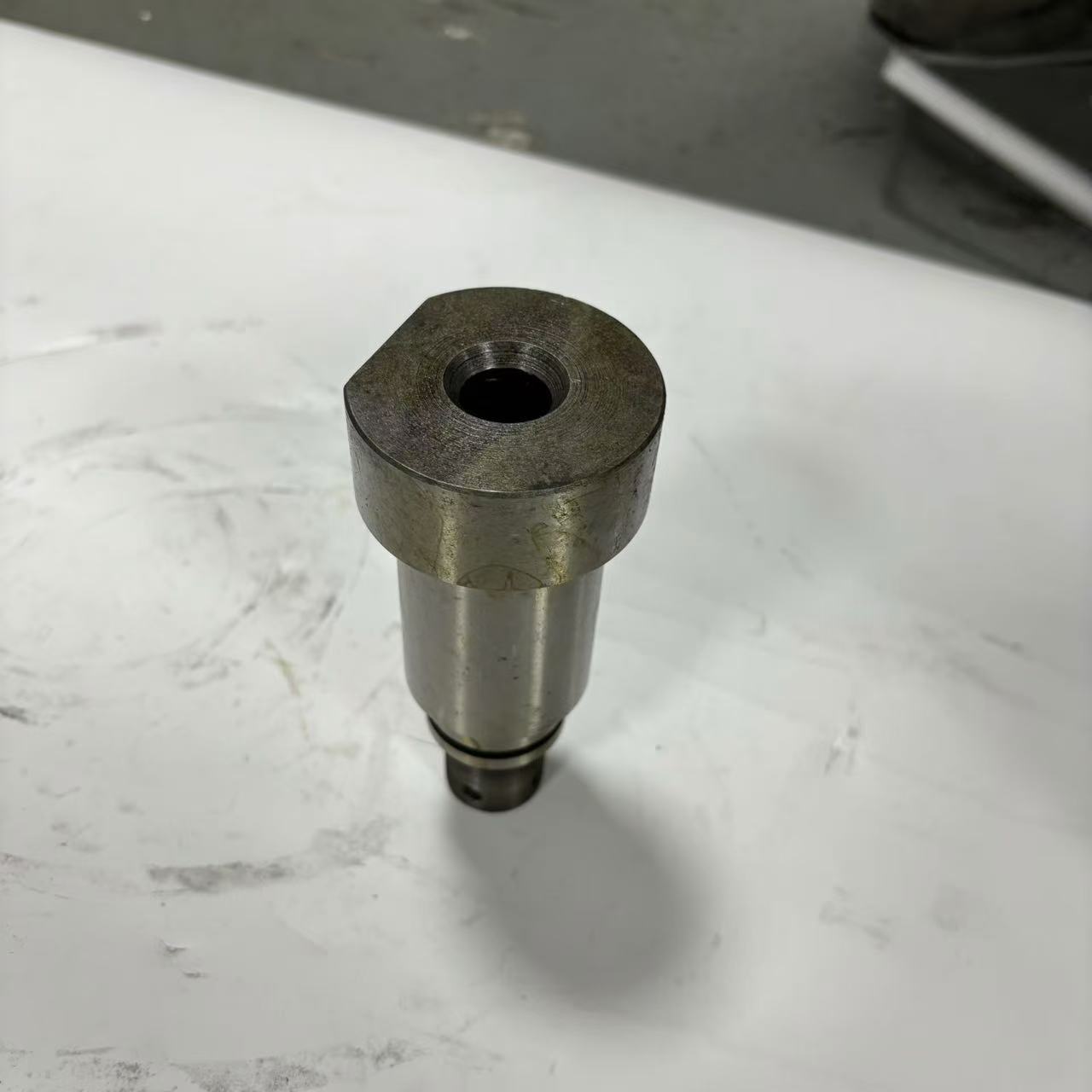 Heavy truck matching 153 2502Z33-506 idler shaft