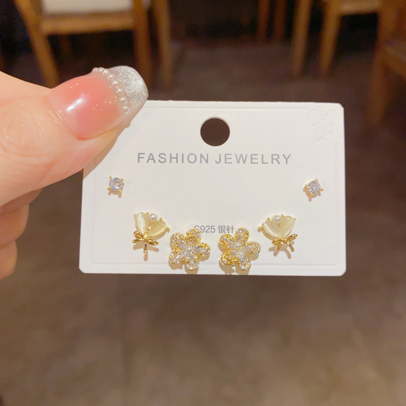10g Weight 925 Sterling Silver Ear Needle Material 14K Gold Plated Plating Material Ear Studs Classification 1 Set Quantity Holiday, Daily Occasion Copper Material Flower Pattern Women's Gender Simple Style Style 1 Set Simple Style Flower Copper 14K Gold Plated Ear Studs 9