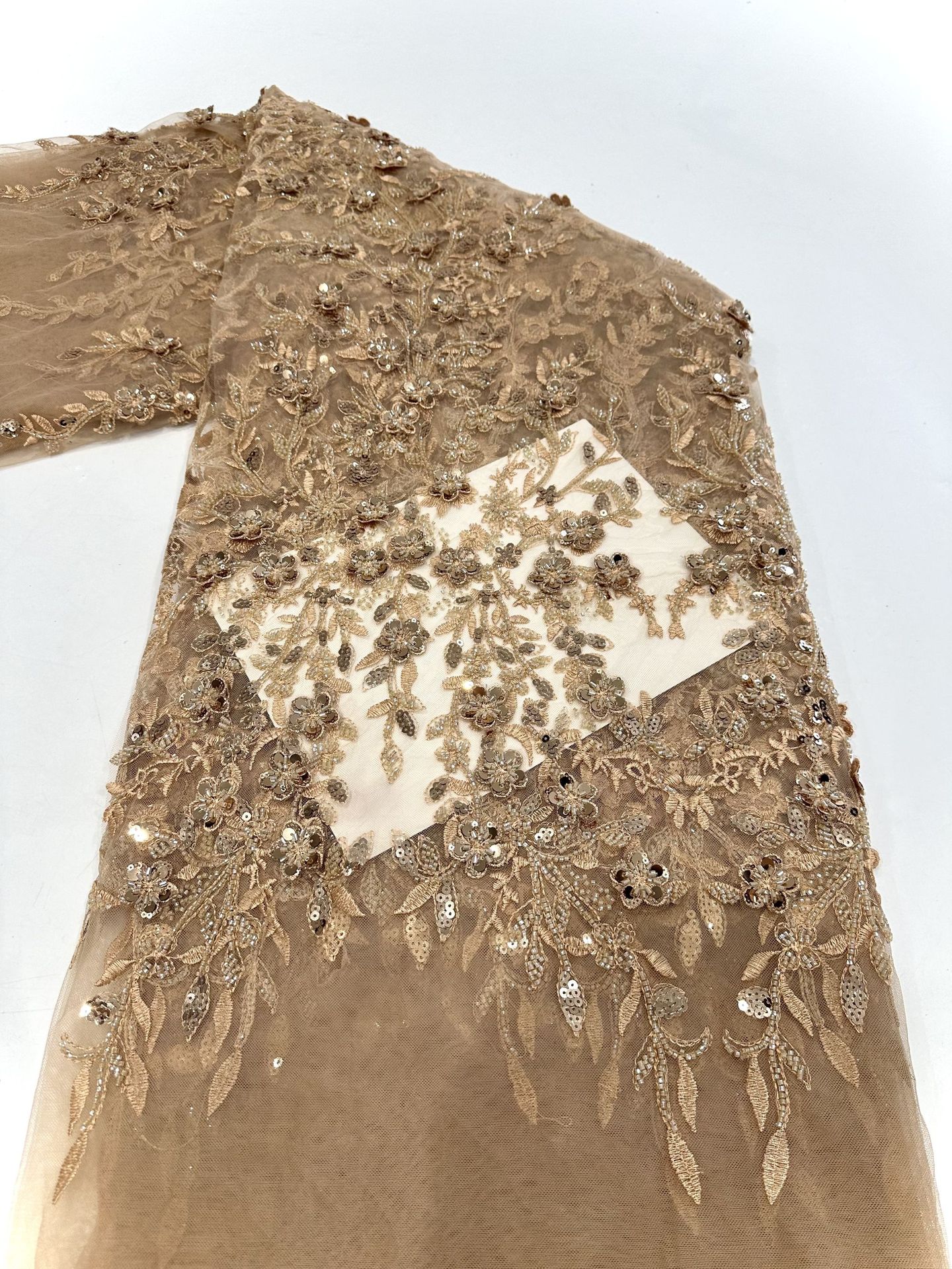 Vestido de boda transfronterizo de encaje tubo de bordado de cuentas esquinilla tridimensional tela de bordado de lace de novia 3D