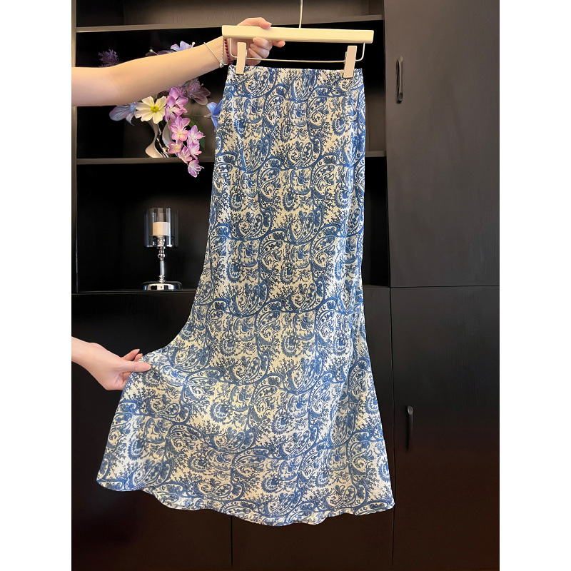 Three Complete Standards, Tmall Quality, Five-Line Edge, Blue and White Porcelain Printed Sheer Bias-Cut Fishtail Skirt